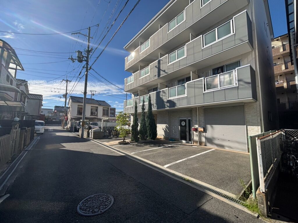 ストレッチアヴニール東大阪花園店の外観