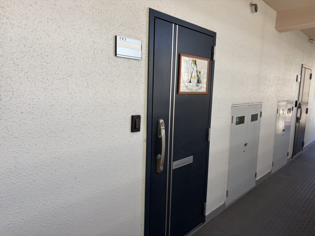 ストレッチアヴニール天王寺2号店の入口